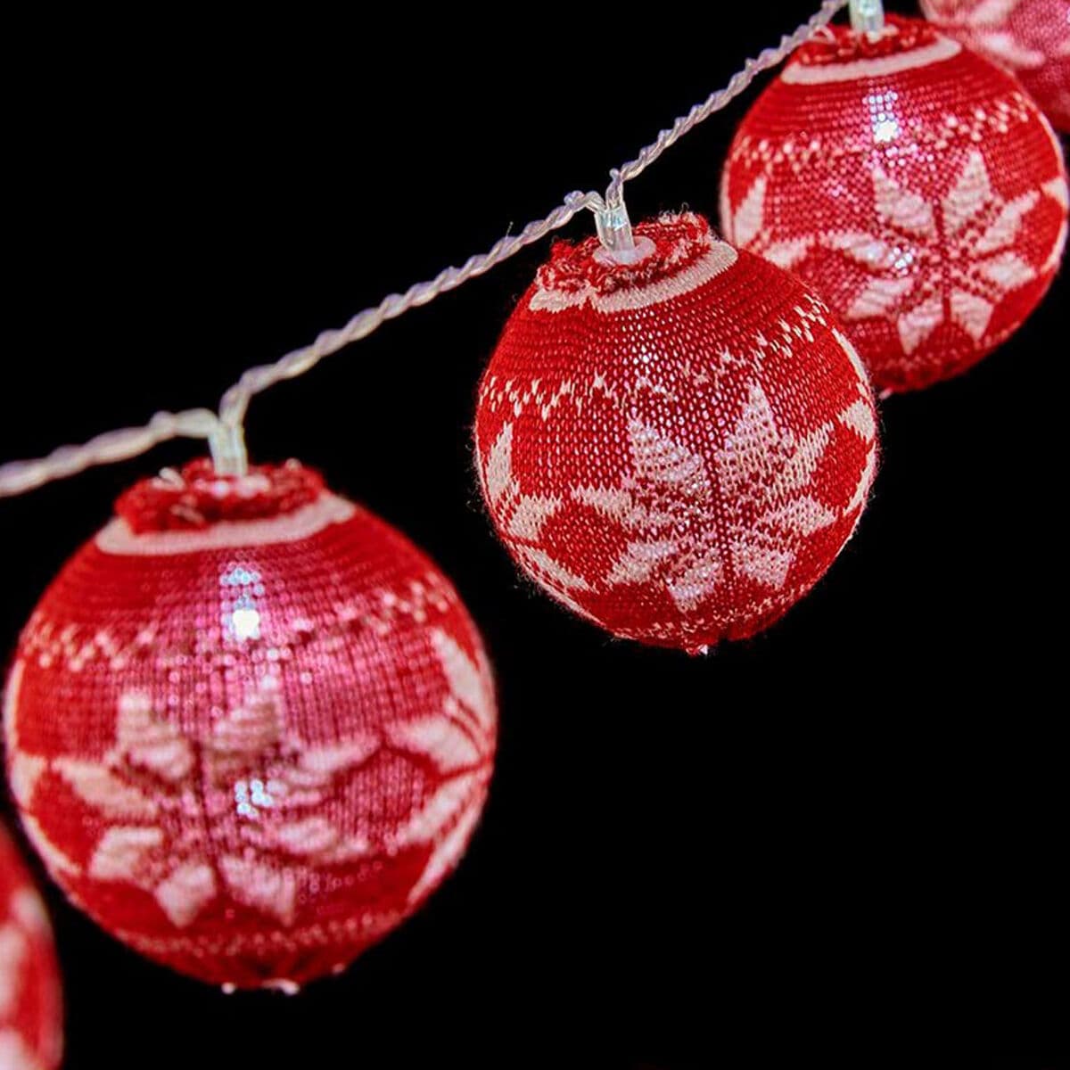 LED-Kugel-Girlande Krist+ Weiß Rot 2 m Ø 6 cm