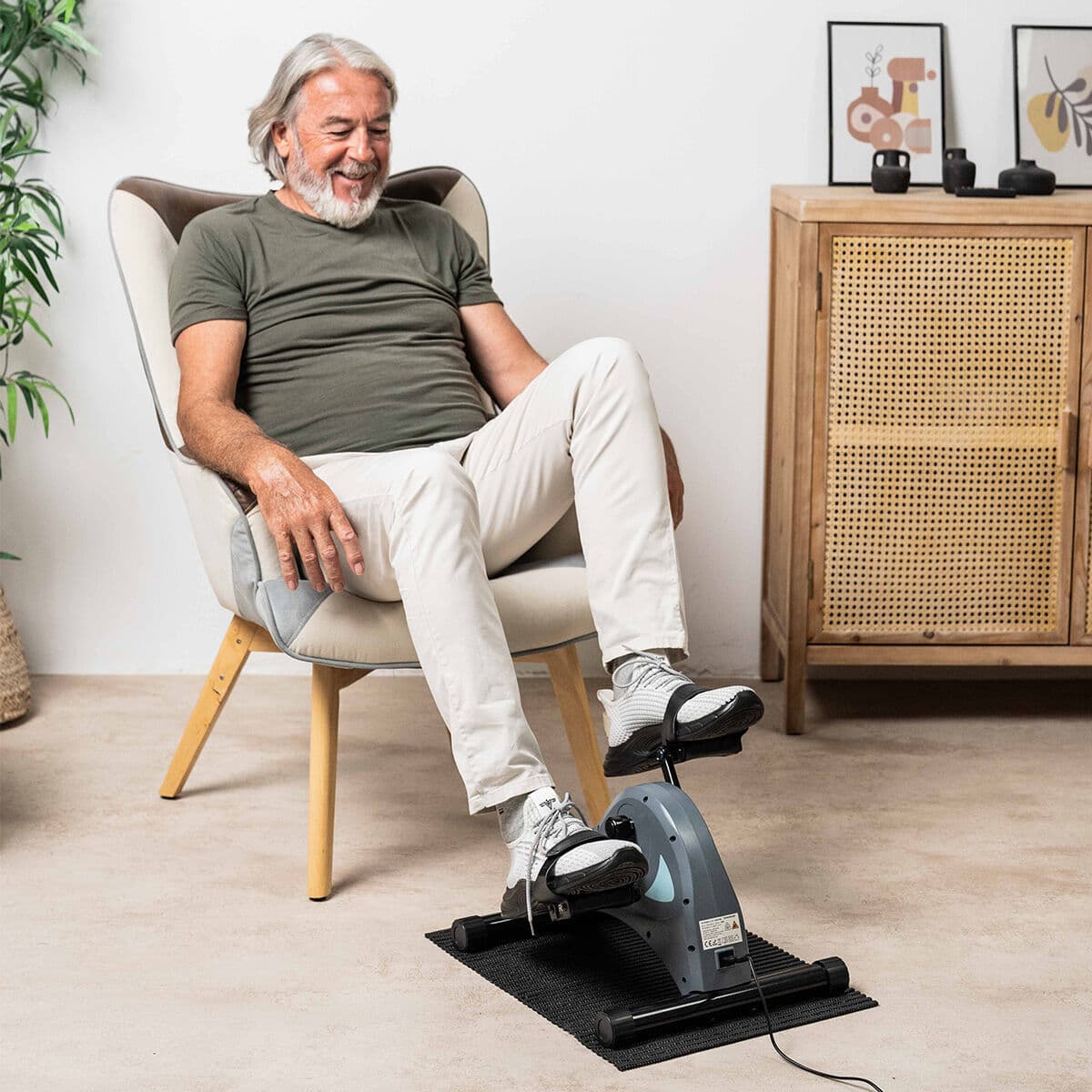 Elektrisch Unterstützter Pedaltrainer für Arme und Beine mit Matte und Fernbedienung Velora 3000 InnovaGoods